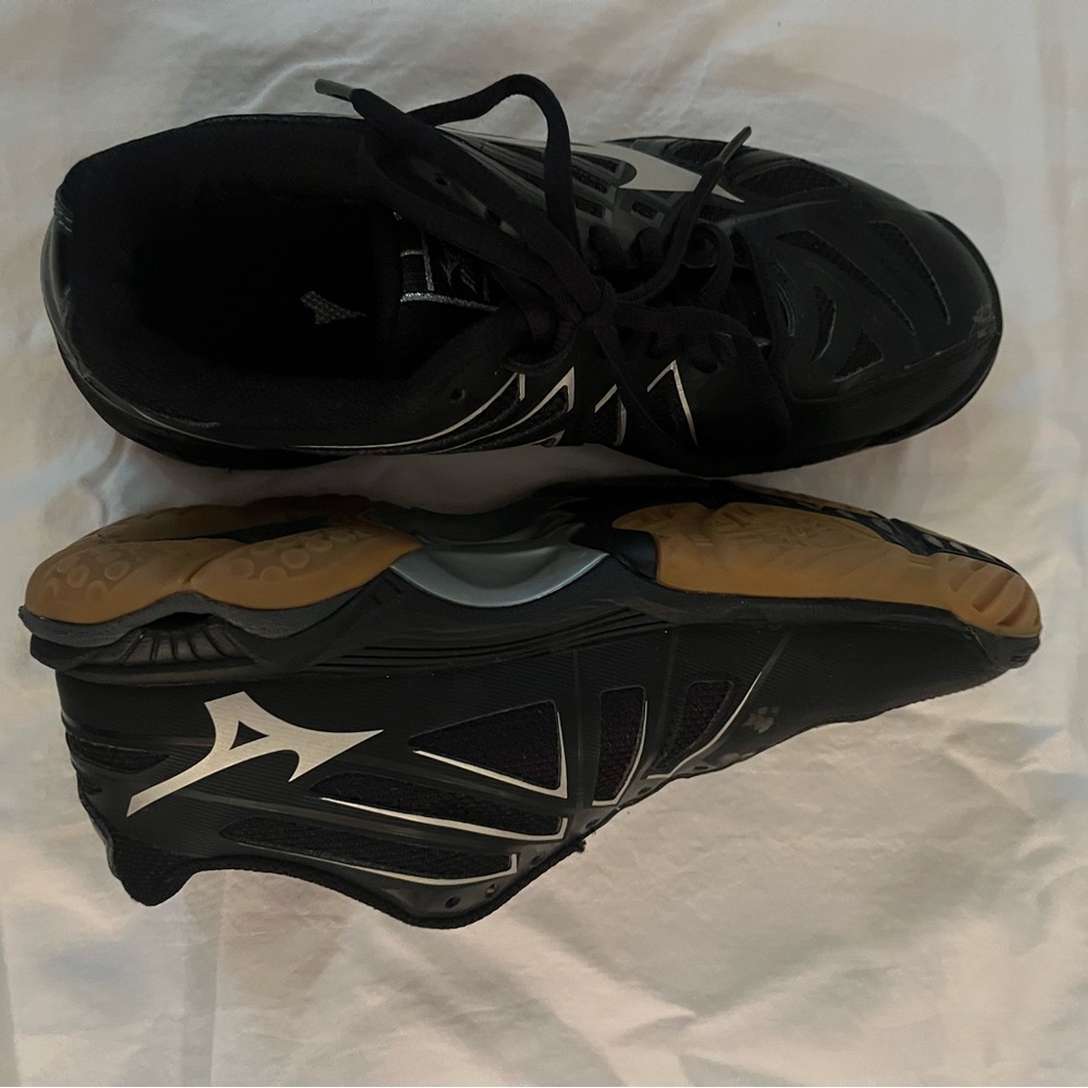 MIZUNO VOLLEYBALL SNEAKERS